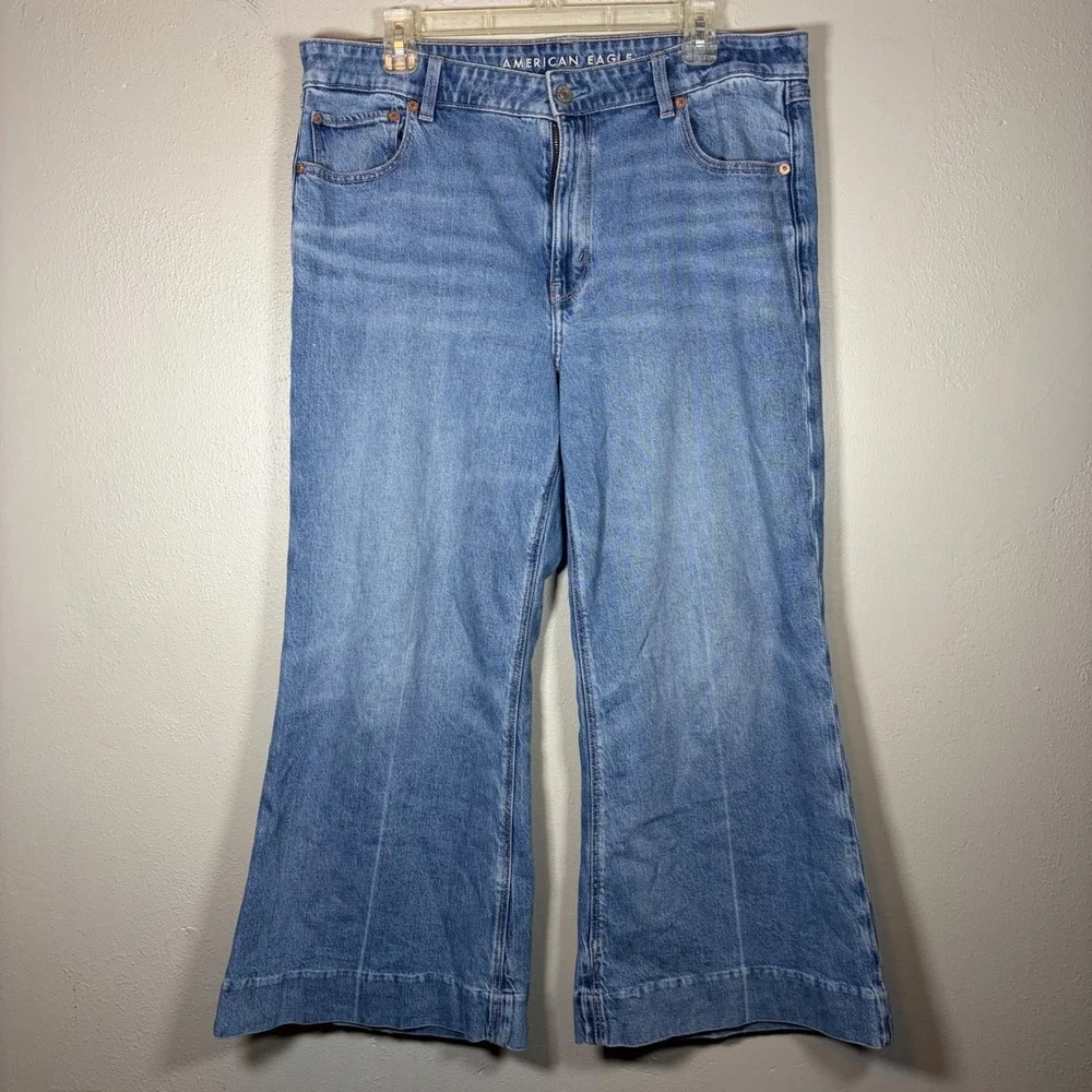 American Eagle Women Medium Wash Stretch Wide Leg High Rise Jeans Blue Size 14 - Picture 1 of 14